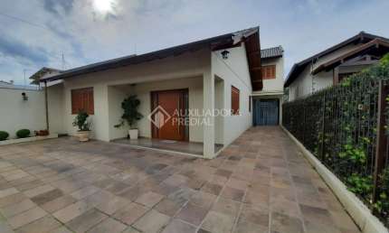 Casa em condomínio fechado com 4 quartos à venda na Rua Luxemburgo, 1493, Rincão, Novo Hamburgo, 214 m2 por R$ 795.000