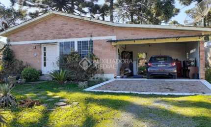 Casa com 3 quartos à venda na DO LAGO, 511, Centro, Canela, 144 m2 por R$ 746.000
