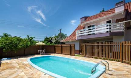 Casa com 4 quartos à venda na Rua Gustavo Leopoldo Feltes, 625, Hamburgo Velho, Novo Hamburgo, 293 m2 por R$ 2.390.000