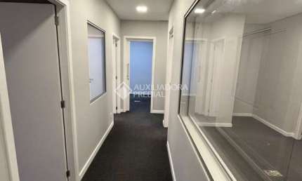 Sala comercial à venda na Rua Júlio de Castilhos, 679, Centro, Novo Hamburgo, 80 m2 por R$ 1.045.000