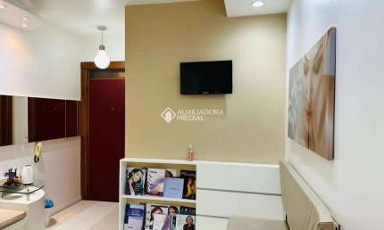 Sala comercial à venda na Rua Itapeva, 90, Passo da Areia, Porto Alegre, 35 m2 por R$ 280.000