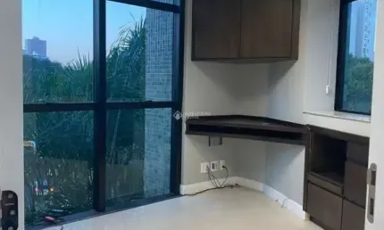 Sala comercial à venda na Rua Dona Laura, 471, Rio Branco, Porto Alegre, 46 m2 por R$ 280.000