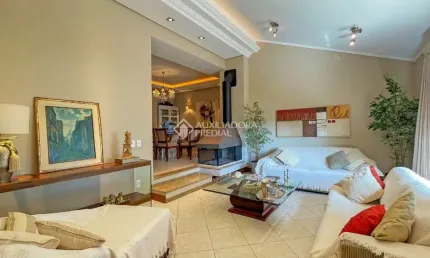 Casa com 4 quartos à venda na Rua Moema, 547, Chácara das Pedras, Porto Alegre, 313 m2 por R$ 2.177.000
