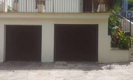 Casa com 3 quartos à venda na Rua Sinimbú, 109, Petrópolis, Porto Alegre, 182 m2 por R$ 1.500.000