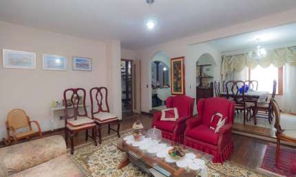 Casa com 3 quartos à venda na Rua Araponga, 306, Chácara das Pedras, Porto Alegre, 360 m2 por R$ 1.575.000