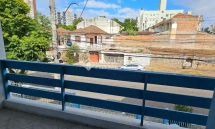 Casa em condomínio fechado com 4 quartos à venda na Rua São Luís, 1008, Santana, Porto Alegre, 201 m2 por R$ 730.500