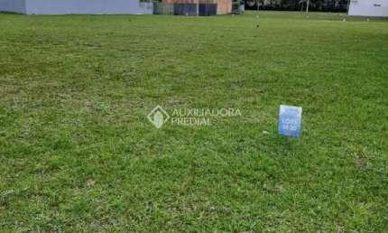 Terreno à venda na Avenida Paraguassu, 5667, Centro, Xangri-Lá, 240 m2 por R$ 240.000