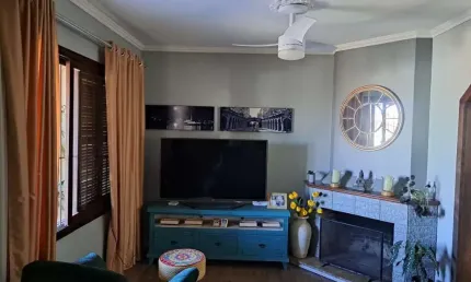 Casa em condomínio fechado com 3 quartos à venda na damasceno vieira, 119, partenon, porto alegre, 238 m2 por r$ 689.000