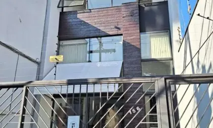Prédio à venda na Avenida Getúlio Vargas, 156, Menino Deus, Porto Alegre, 325 m2 por R$ 1.240.500