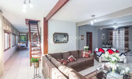 Casa em condomínio fechado com 5 quartos à venda na Rua João Berutti, 324, Chácara das Pedras, Porto Alegre, 352 m2 por R$ 1.500.000
