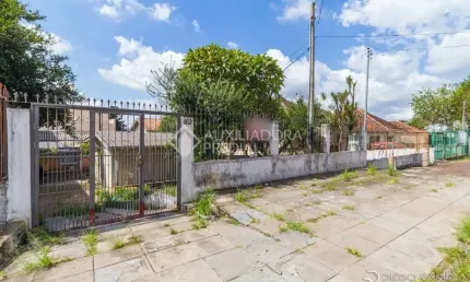 Terreno em condomínio fechado à venda na Rua Ernesto Pellanda, 162, Vila Jardim, Porto Alegre, 80 m2 por R$ 350.000