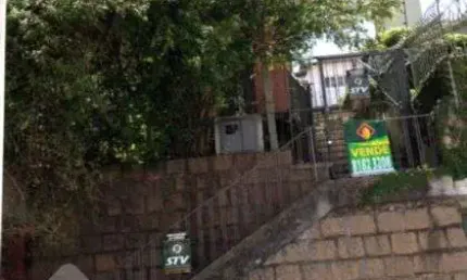 Terreno em condomínio fechado à venda na Avenida Coronel Gastão Haslocher Mazeron, 447, Medianeira, Porto Alegre, 330 m2 por R$ 470.000