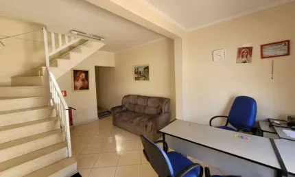 Sobrado à à venda 6 quartos quartos em São Bernardo do Campo - 950.000,00