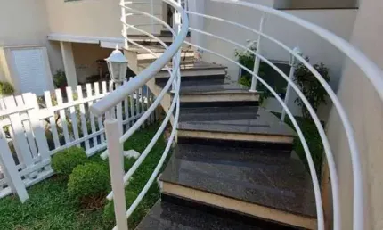 Sobrado à à venda 3 quartos quartos em São Bernardo do Campo - 1.000.000,00