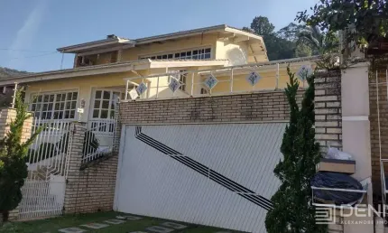 Casa Alto Padrão - 1 Suíte + 2 Demi Suítes - Mobiliada - Ressacada - Itajaí/SC