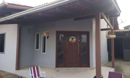 Casa - 2 Suítes + 1 Demi Suíte - 172 m² - São Vicente - Itajaí/SC