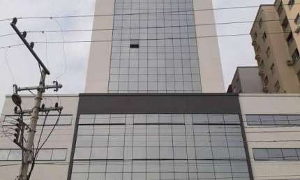 Ótima Sala Comercial - 35 m² - Centro (Rua Uruguai - Frente ao Forum) - Itajaí/SC