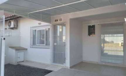 Casa - 2 Qt - Banheiro - Cozinha - Cidade Nova - Itajaí/SC