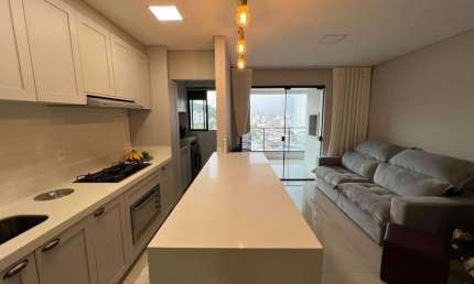 Apto - 2 Suítes - Mobiliado - 83 m² - Sacada c/ Churrasqueira - Itajai/SC