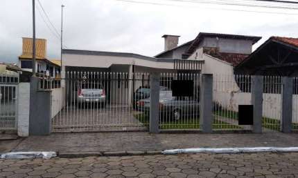 Linda Casa - 1 Suíte + 3 Qts - 170 m² - São João - Itajaí/SC