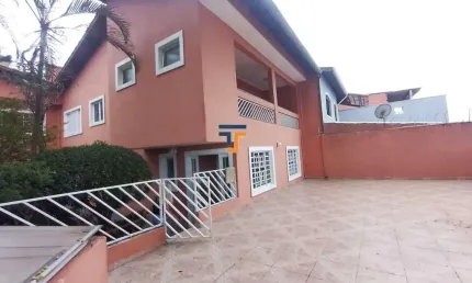 Casa para Venda em Taboão da Serra, Parque Marabá, 3 dormitórios, 1 suíte, 2 banheiros, 4 vagas