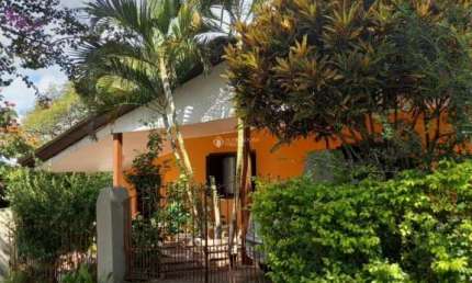 Casa com 3 quartos à venda na Rua dos Caiaguais, 5, Espírito Santo, Porto Alegre, 80 m2 por R$ 380.000