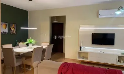 Apartamento com 4 quartos à venda na Rua Mariante, 1076, Rio Branco, Porto Alegre, 133 m2 por R$ 549.000