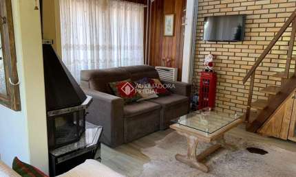 Casa com 3 quartos à venda na Orsolina Lovatto, 50, Floresta, Gramado, 105 m2 por R$ 1.140.000