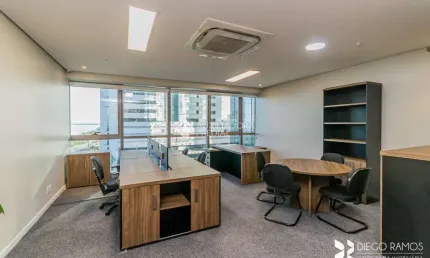 Sala comercial à venda na Avenida Ipiranga, 40, Praia de Belas, Porto Alegre, 40 m2 por R$ 480.000