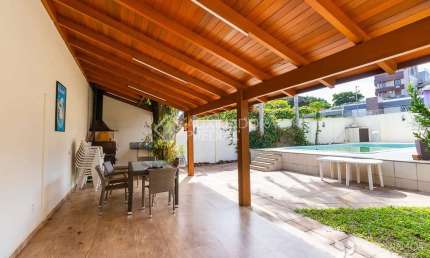 Casa com 3 quartos à venda na Rua Doutor Lucidoro Brito, 130, Santa Tereza, Porto Alegre, 280 m2 por R$ 900.000