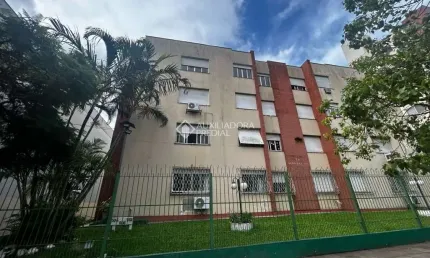 Apartamento com 2 quartos à venda na rua botafogo, 504, menino deus, porto alegre, 47 m2 por r$ 250.000