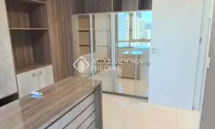 Sala comercial à venda na Avenida Ipiranga, 40, Praia de Belas, Porto Alegre, 30 m2 por R$ 399.000