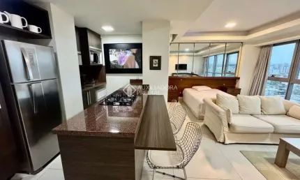 Apartamento com 1 quarto para alugar na Avenida Borges de Medeiros, 2277, Praia de Belas, Porto Alegre, 38 m2 por R$ 2.950