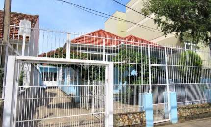 Casa em condomínio fechado com 3 quartos à venda na Rua Germano Hasslocher, 235, Azenha, Porto Alegre, 114 m2 por R$ 694.000