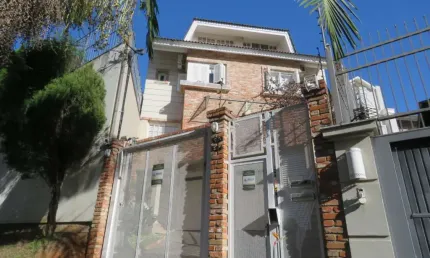 Casa em condomínio fechado com 3 quartos à venda na Rua Cananéia, 320, Vila Jardim, Porto Alegre, 168 m2 por R$ 1.350.000