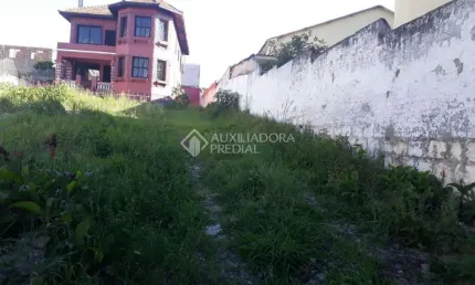 Casa com 4 quartos à venda na Avenida Niterói, 335, Medianeira, Porto Alegre, 200 m2 por R$ 900.000