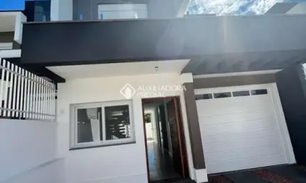 Casa com 2 quartos à venda na Rua Doutor Gezza Keppich, 408, Feitoria, São Leopoldo, 141 m2 por R$ 525.000