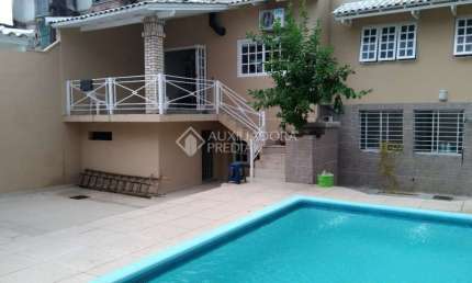 Casa com 4 quartos à venda na Rua Osvaldo Benevides Dantas, 49, Morro do Espelho, São Leopoldo, 292 m2 por R$ 950.000