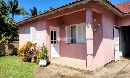 Casa com 3 quartos à venda na Rua Capão da Canoa, 46, Feitoria, São Leopoldo, 153 m2 por R$ 489.500