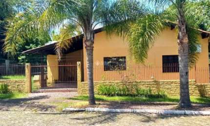 Casa com 2 quartos à venda na Rua Barão de Santo Ângelo, 1410, Hamburgo Velho, Novo Hamburgo, 106 m2 por R$ 480.000