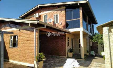 Casa com 3 quartos à venda na Rua Marau, 138, Arroio da Manteiga, São Leopoldo, 310 m2 por R$ 499.000