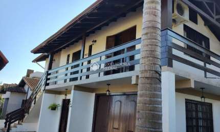 Casa com 4 quartos à venda na Rua Suíça, 258, Pinheiro, São Leopoldo, 278 m2 por R$ 729.000