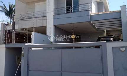 Casa com 3 quartos à venda na Rua Santiago, 124, Campestre, São Leopoldo, 155 m2 por R$ 870.000