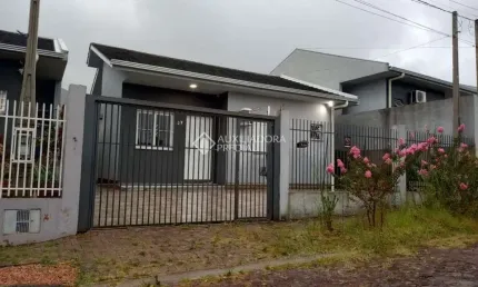 Casa com 3 quartos à venda na Oito, 37, Scharlau, São Leopoldo, 65 m2 por R$ 245.000