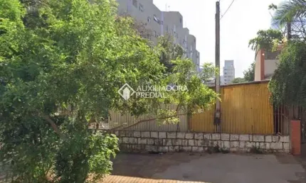 Terreno em condomínio fechado à venda na Rua Honório Silveira Dias, 920, São João, Porto Alegre, 995 m2 por R$ 2.660.000