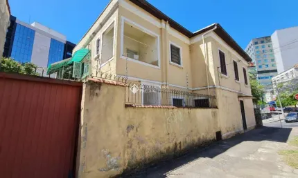 Casa com 3 quartos à venda na Rua Ramiro Barcelos, 743, Floresta, Porto Alegre, 305 m2 por R$ 1.600.000