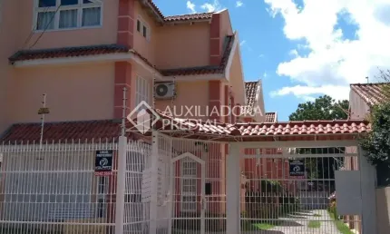 Casa em condomínio fechado com 3 quartos à venda na Rua Tamandaré, 1156, Camaquã, Porto Alegre, 242 m2 por R$ 690.000