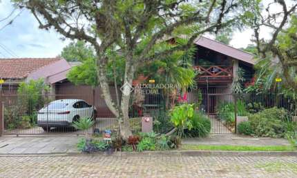 Casa com 3 quartos à venda na Rua Érico Silveira Peixoto, 30, Ipanema, Porto Alegre, 250 m2 por R$ 850.000