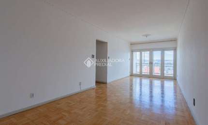 Apartamento com 3 quartos à venda na Rua Vinte e Quatro de Outubro, 89, Moinhos de Vento, Porto Alegre, 142 m2 por R$ 690.000