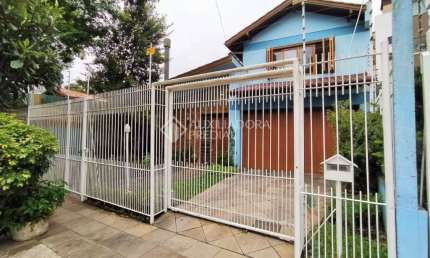 Casa em condomínio fechado com 4 quartos à venda na Rua Carlos Legori, 50, Passo da Areia, Porto Alegre, 420 m2 por R$ 2.099.000